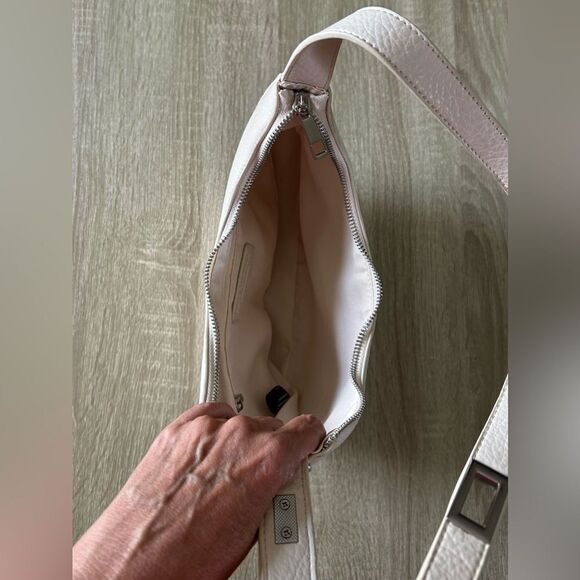 NWOT … LIKE DREAMS Shoulder Bag - Picture 4 of 5